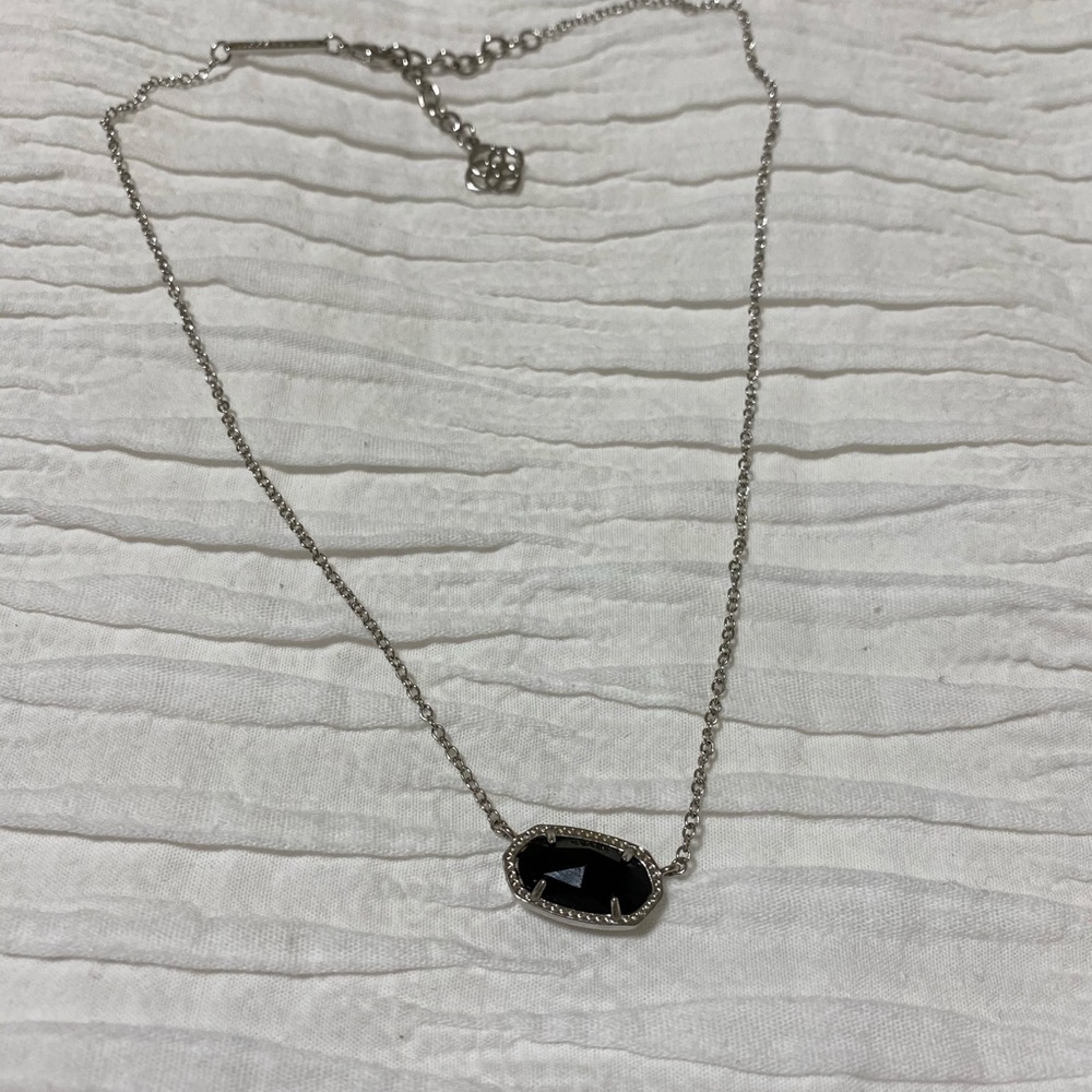 Elisa silver pendant necklace